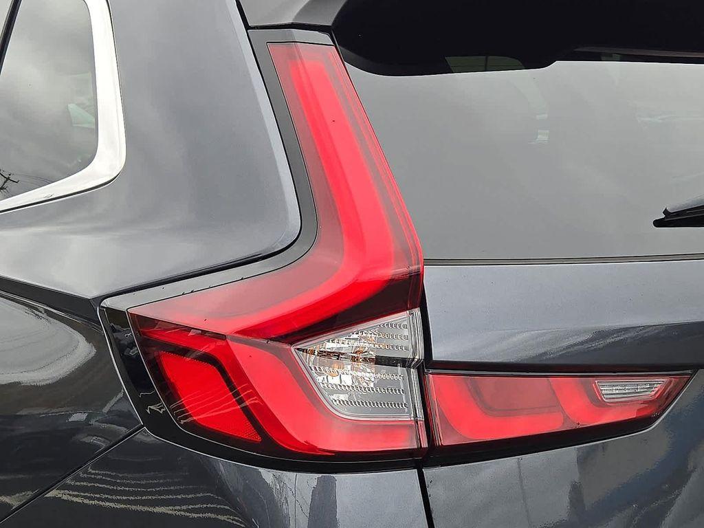 used 2023 Honda CR-V Hybrid car, priced at $28,663