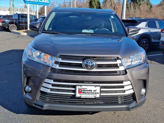 used 2017 Toyota Highlander car, priced at $22,773