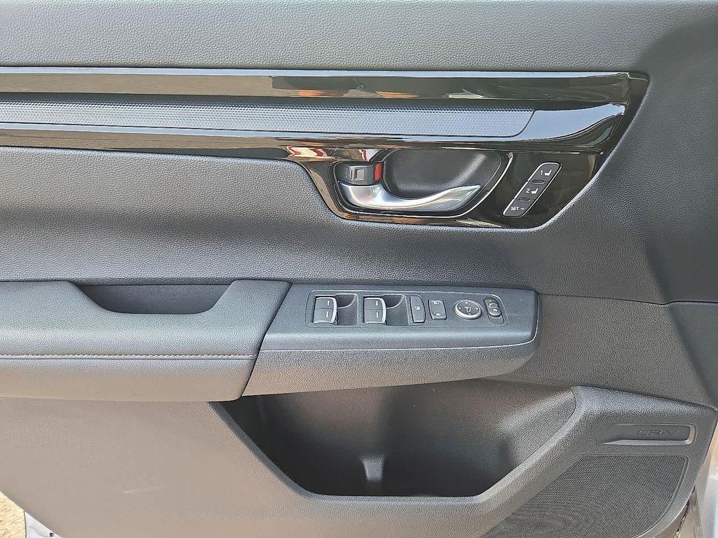 used 2023 Honda CR-V car, priced at $34,965