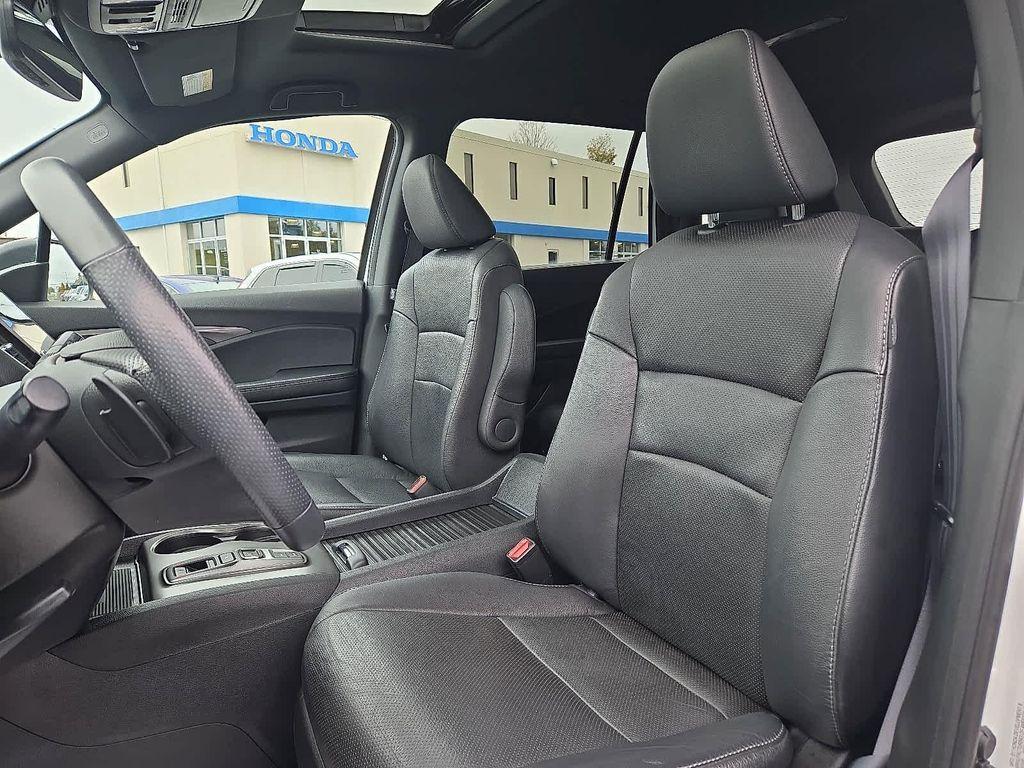 used 2022 Honda Passport car, priced at $32,330