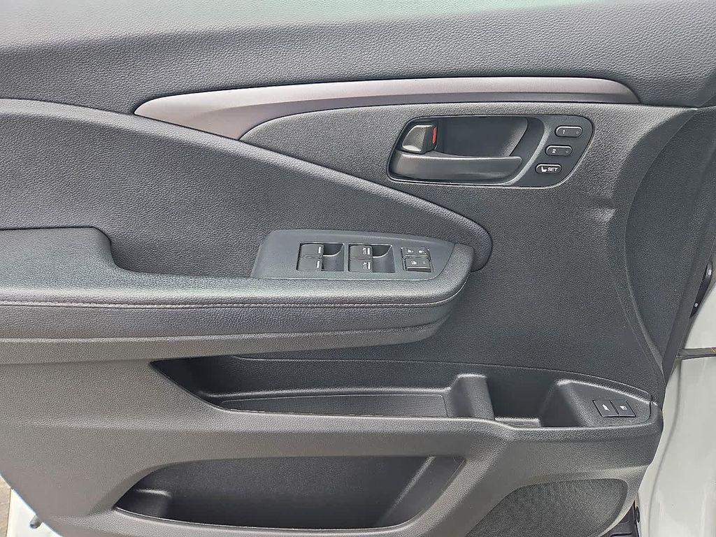 used 2022 Honda Passport car, priced at $32,330