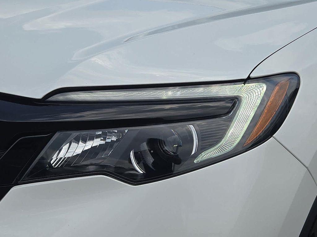 used 2022 Honda Pilot car, priced at $34,269