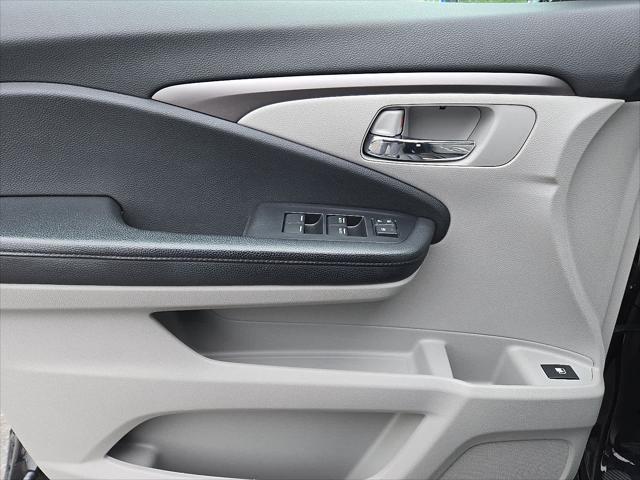 used 2020 Honda Pilot car, priced at $22,100