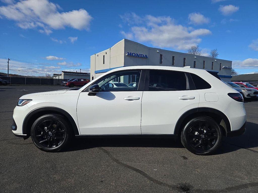 used 2025 Honda HR-V car, priced at $29,074