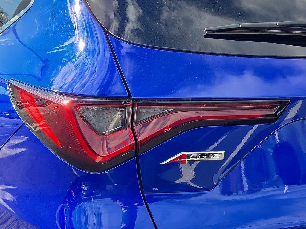 used 2023 Acura MDX car, priced at $43,729