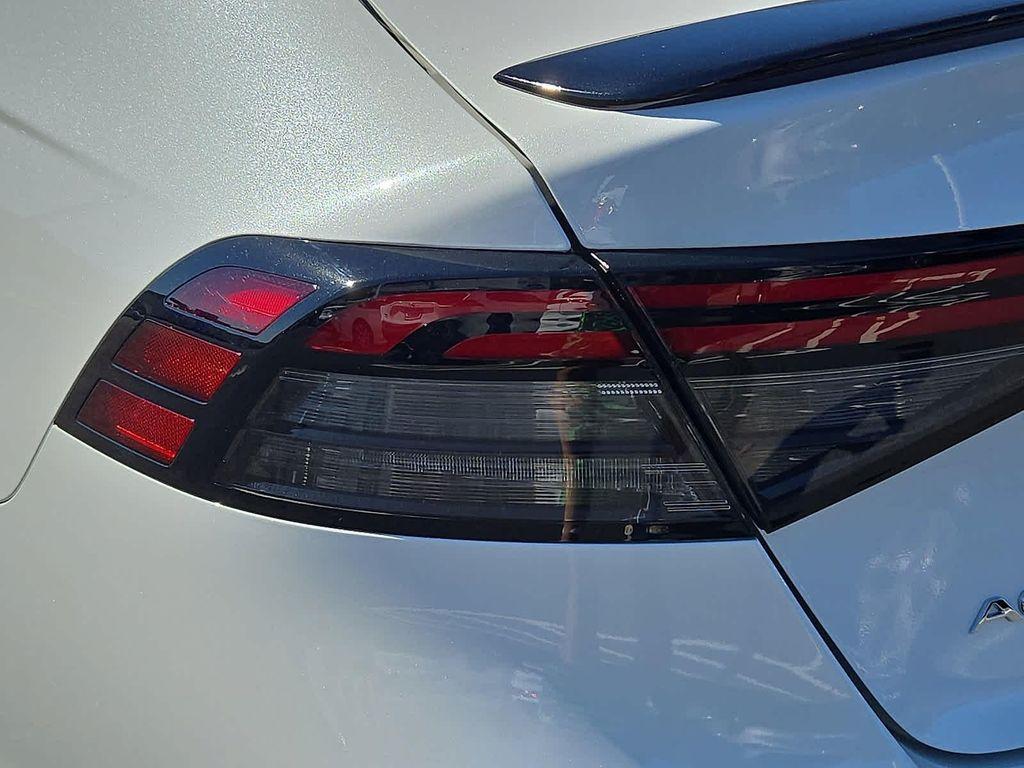 used 2025 Honda Accord Hybrid car, priced at $32,162