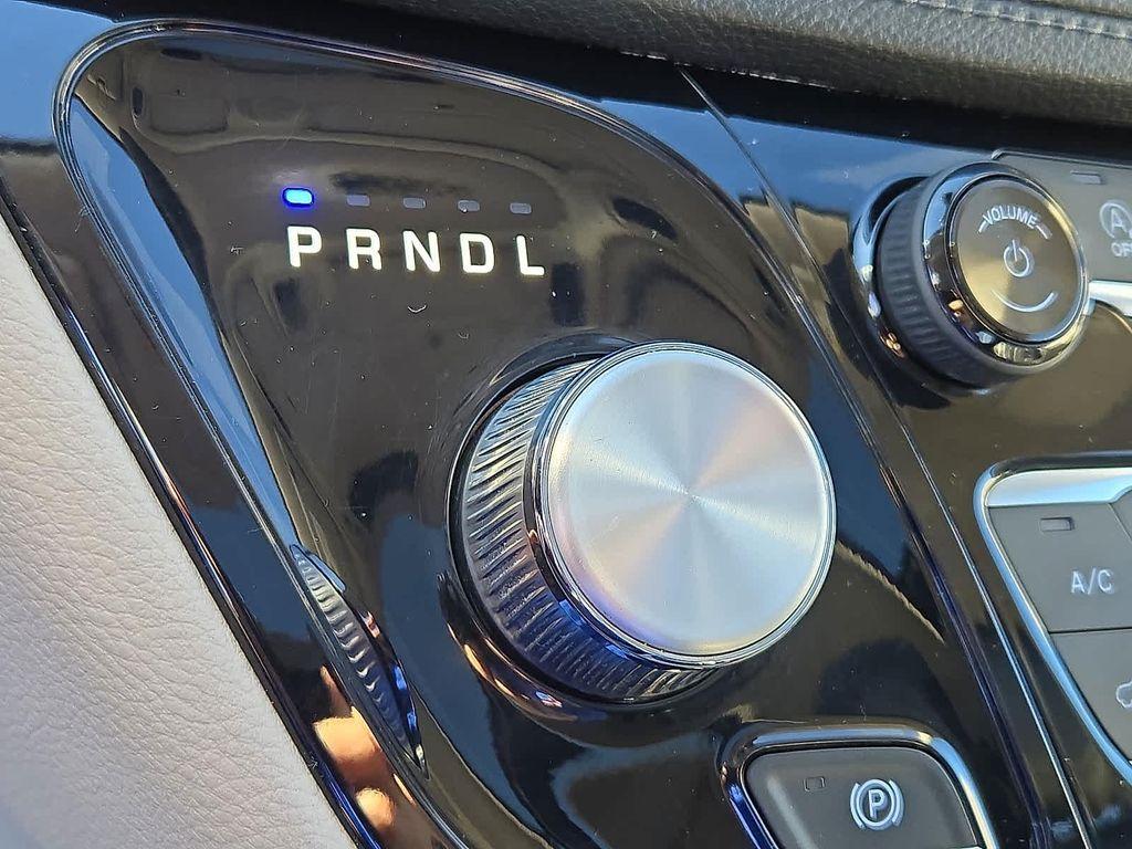 used 2019 Chrysler Pacifica car, priced at $18,936