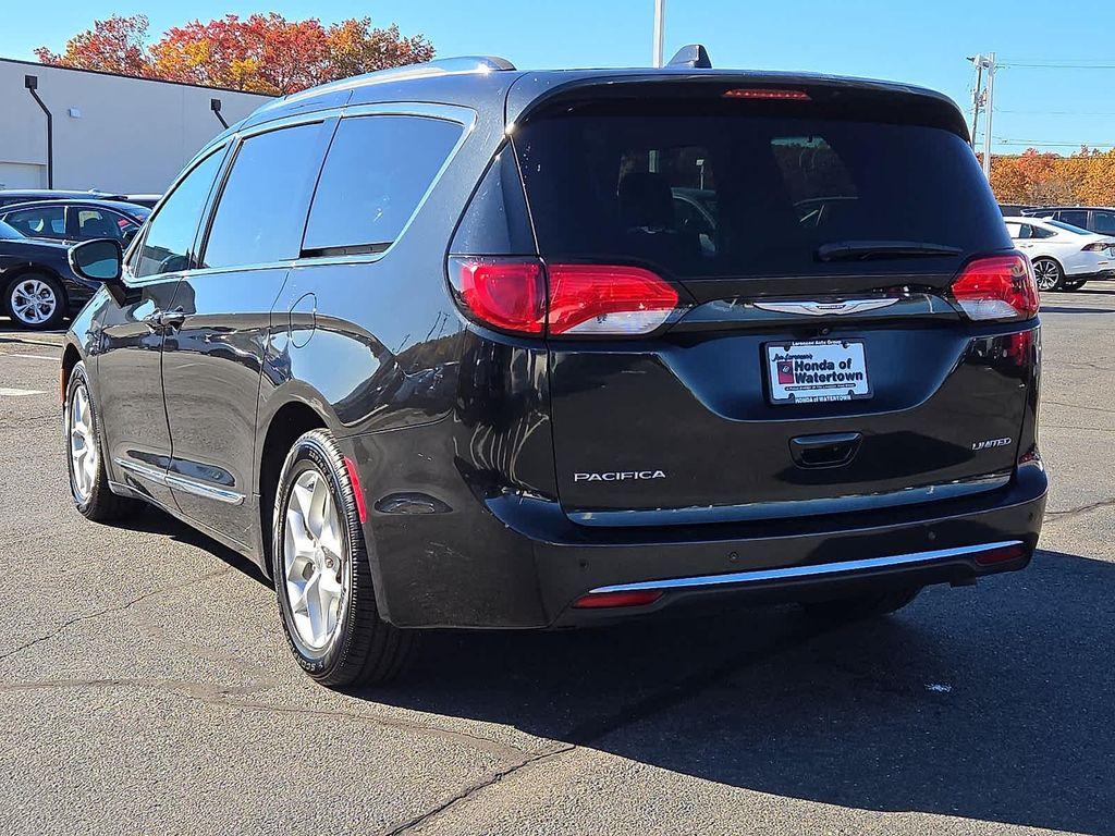 used 2019 Chrysler Pacifica car, priced at $18,936