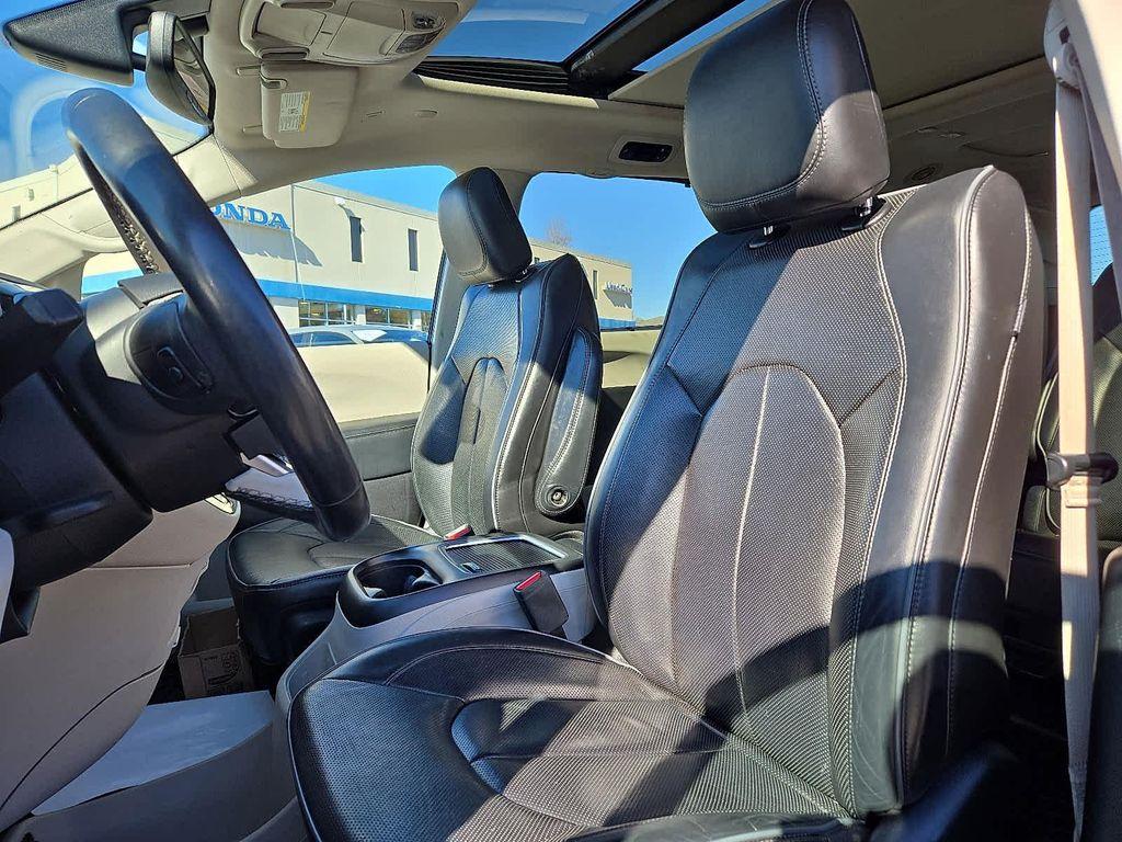 used 2019 Chrysler Pacifica car, priced at $18,936