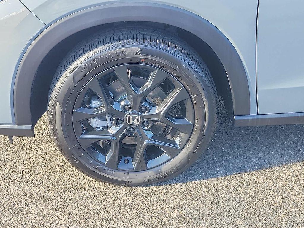 used 2025 Honda HR-V car, priced at $28,989