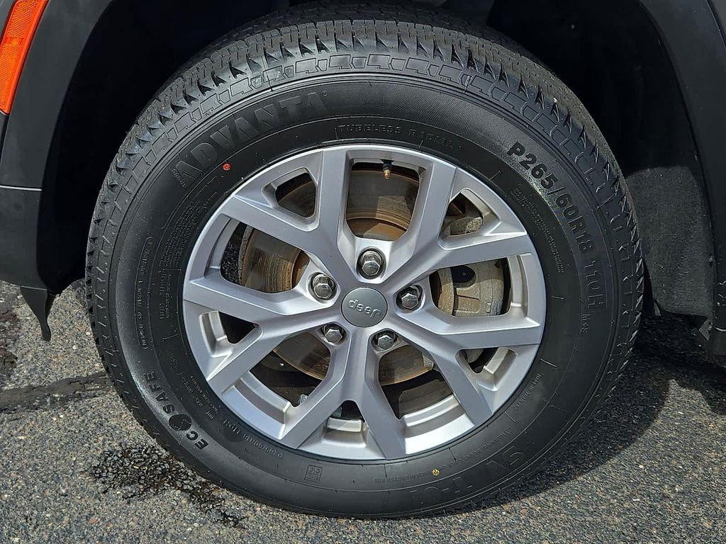 used 2022 Jeep Grand Cherokee L car, priced at $29,241