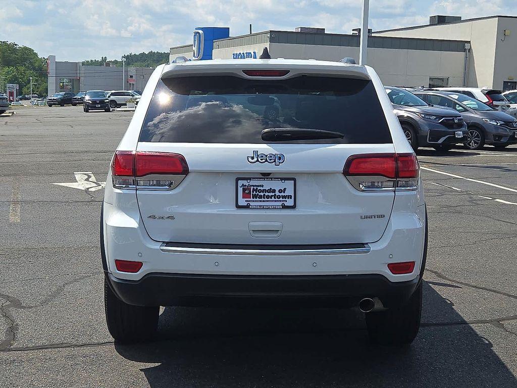 used 2022 Jeep Grand Cherokee car, priced at $29,400