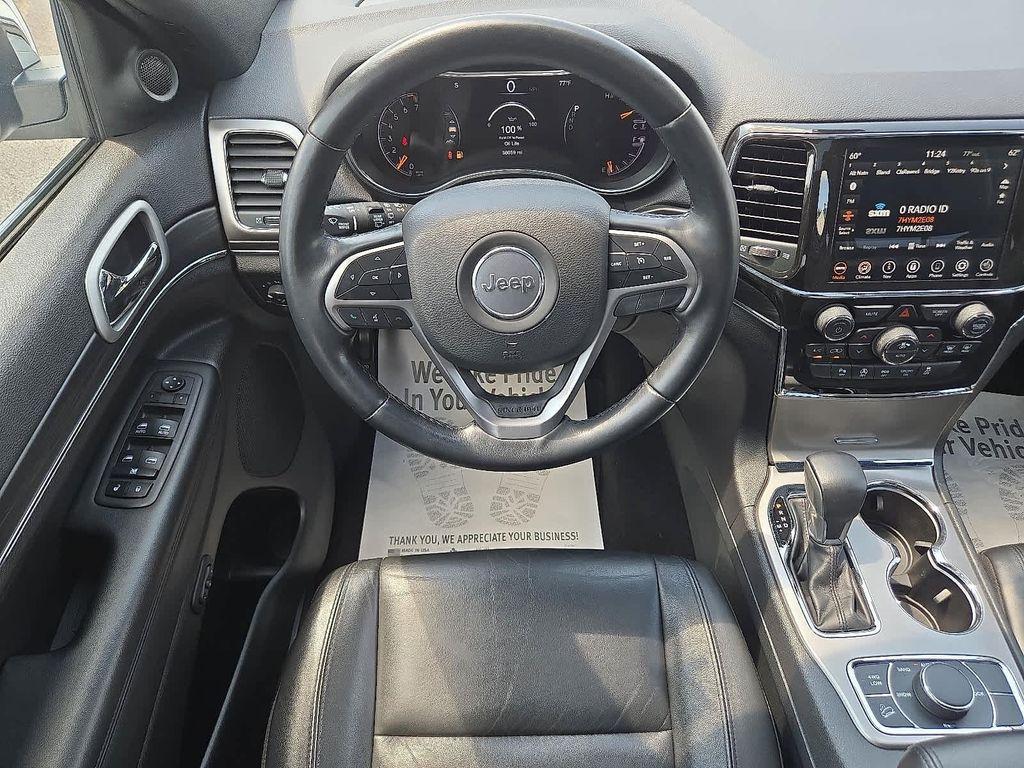 used 2022 Jeep Grand Cherokee car, priced at $29,400