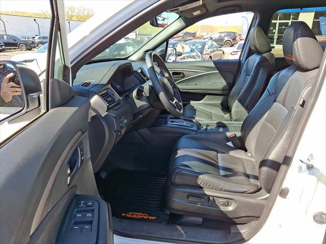 used 2022 Honda Passport car, priced at $35,100