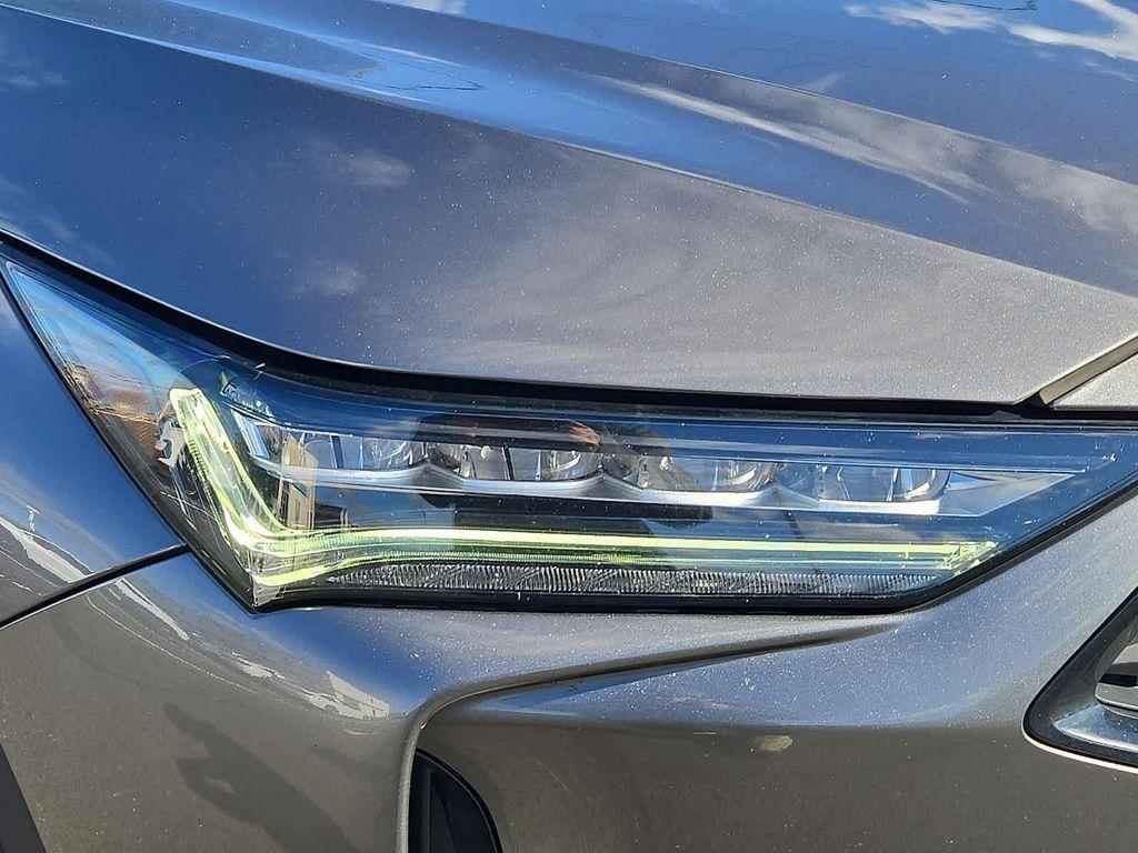 used 2023 Acura MDX car, priced at $38,975