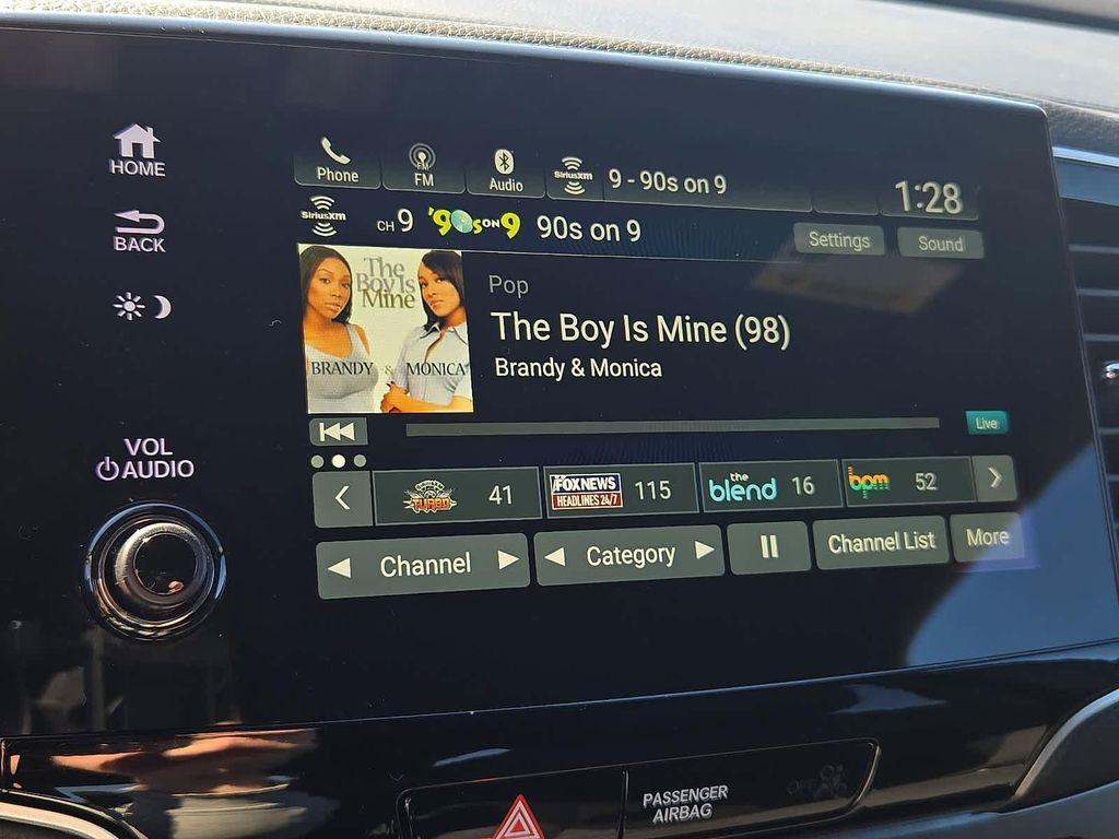 used 2022 Honda Pilot car, priced at $30,717