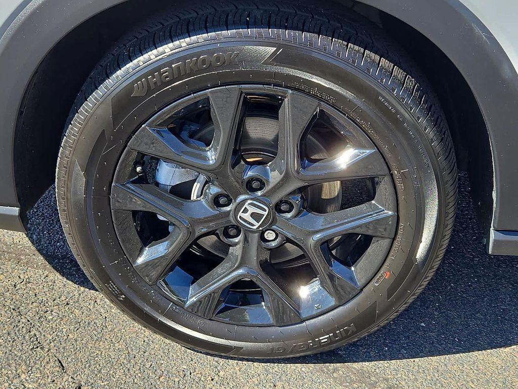 used 2025 Honda HR-V car, priced at $28,417