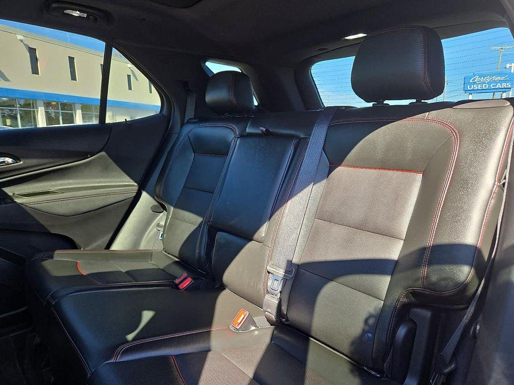 used 2024 Chevrolet Equinox car, priced at $28,636