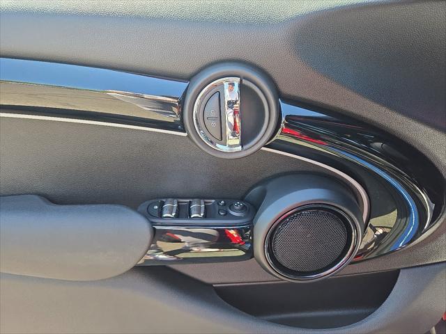 used 2023 MINI Hardtop car, priced at $27,348