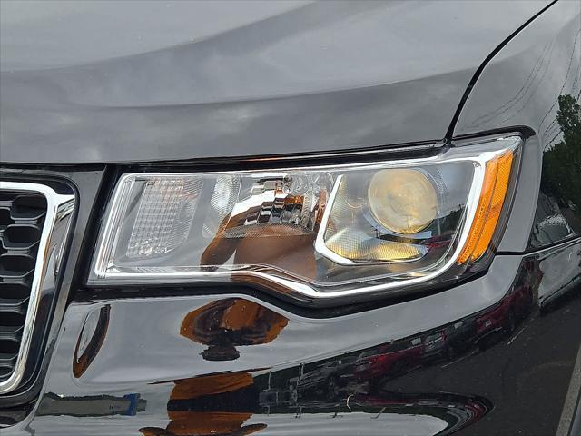 used 2021 Jeep Grand Cherokee car, priced at $25,575