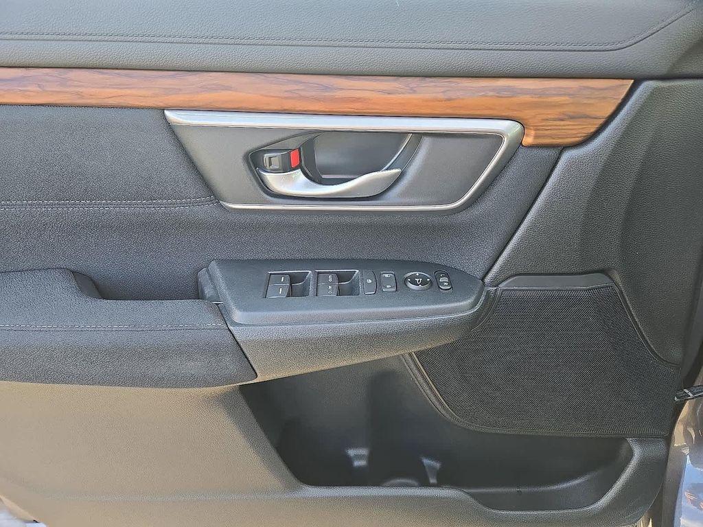 used 2020 Honda CR-V car, priced at $25,946