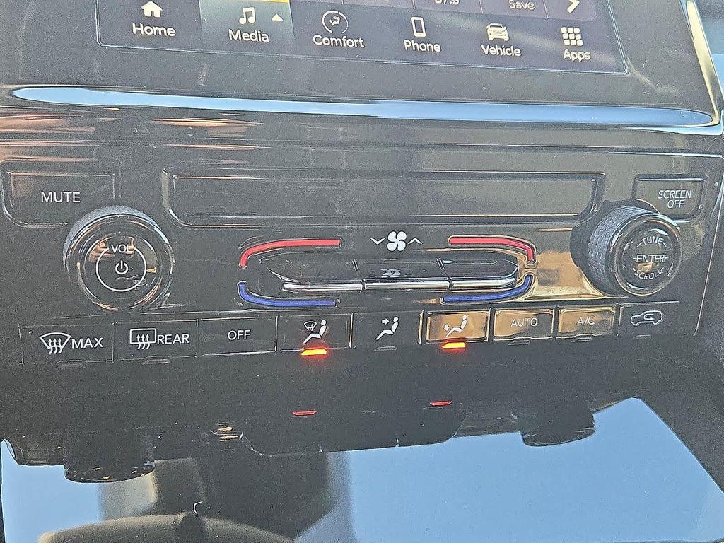 used 2023 Jeep Grand Cherokee L car, priced at $28,321