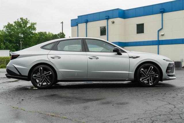 new 2025 Hyundai Sonata car, priced at $33,670