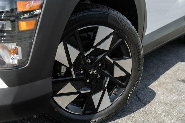 new 2025 Hyundai Kona car, priced at $28,095