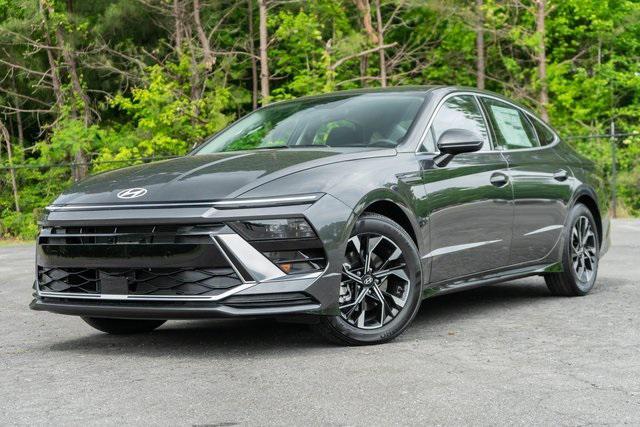 new 2025 Hyundai Sonata car, priced at $28,440