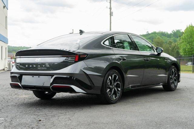 new 2025 Hyundai Sonata car, priced at $28,440