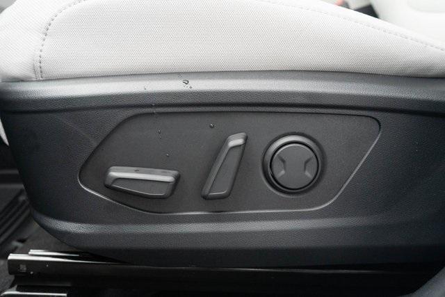 new 2025 Hyundai Tucson car, priced at $28,947