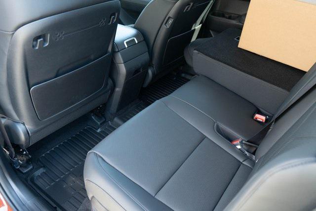 new 2025 Hyundai Santa Fe car, priced at $41,075