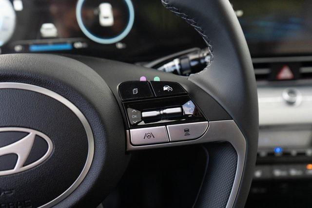 new 2025 Hyundai Elantra car, priced at $27,940