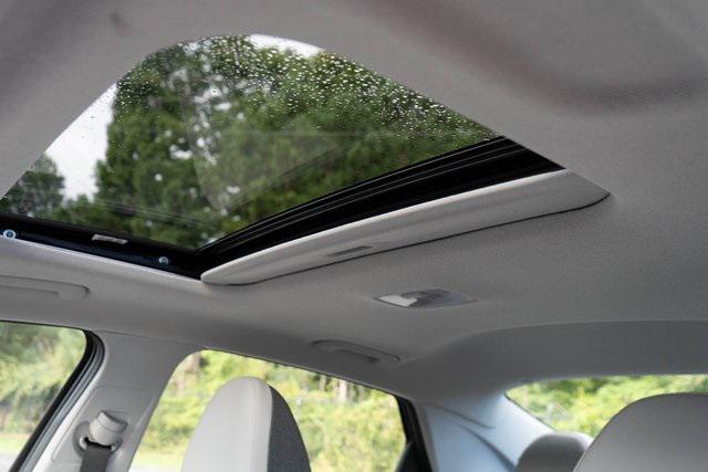 new 2025 Hyundai Elantra car, priced at $27,940