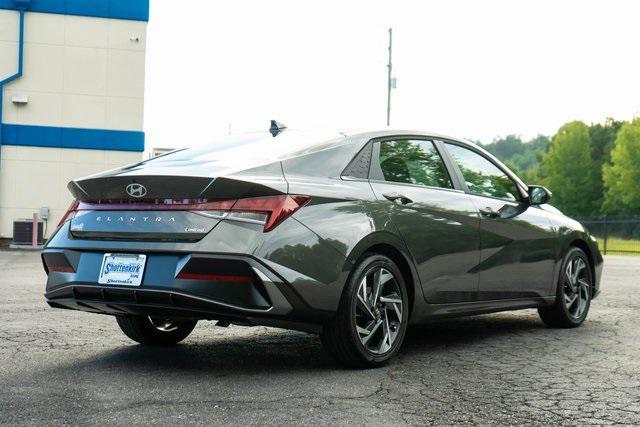 new 2025 Hyundai Elantra car, priced at $27,940