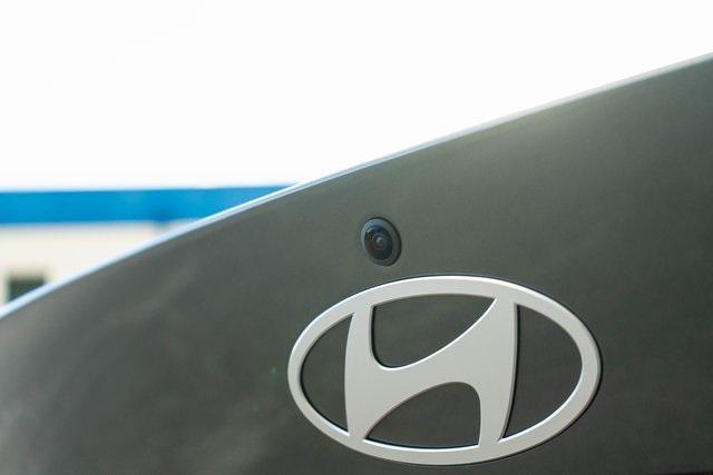 new 2025 Hyundai Elantra car, priced at $27,940