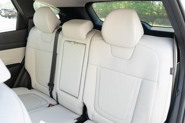 new 2025 Hyundai Tucson car, priced at $34,050