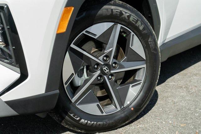 new 2025 Hyundai Tucson car, priced at $34,050
