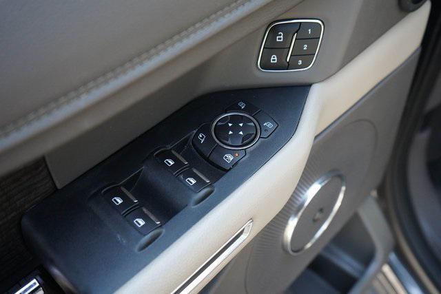 used 2019 Ford Expedition car, priced at $29,777