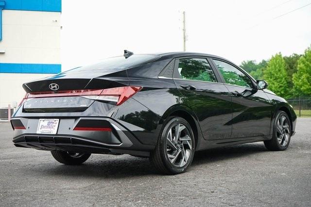 new 2024 Hyundai Elantra HEV car, priced at $31,085