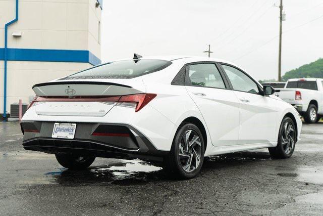 new 2025 Hyundai Elantra car, priced at $26,188