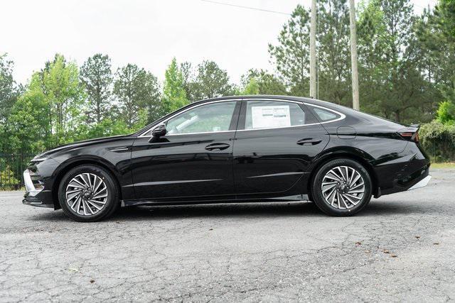 new 2025 Hyundai Sonata Hybrid car, priced at $30,883