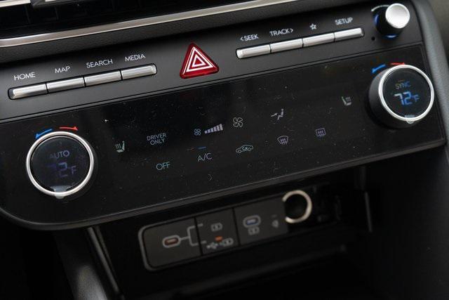 new 2025 Hyundai Sonata Hybrid car, priced at $30,883