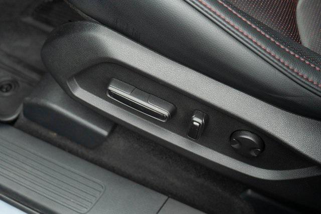 used 2025 Honda Pilot car, priced at $49,895