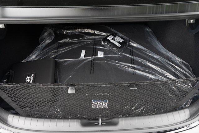 new 2025 Hyundai Elantra car, priced at $29,232