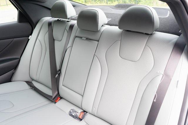 new 2025 Hyundai Elantra car, priced at $29,232
