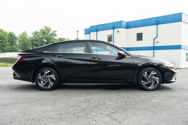 new 2025 Hyundai Elantra car, priced at $29,232