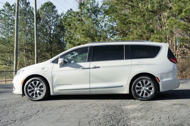 used 2021 Chrysler Pacifica car, priced at $32,400