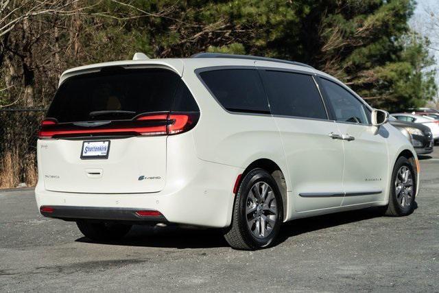 used 2021 Chrysler Pacifica car, priced at $32,400