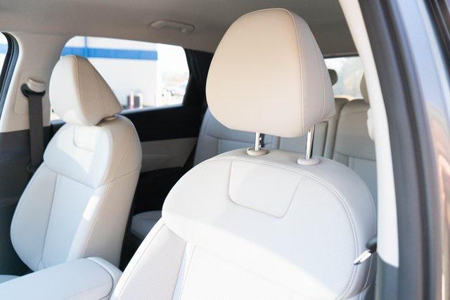 new 2026 Hyundai TUCSON Hybrid car, priced at $34,350